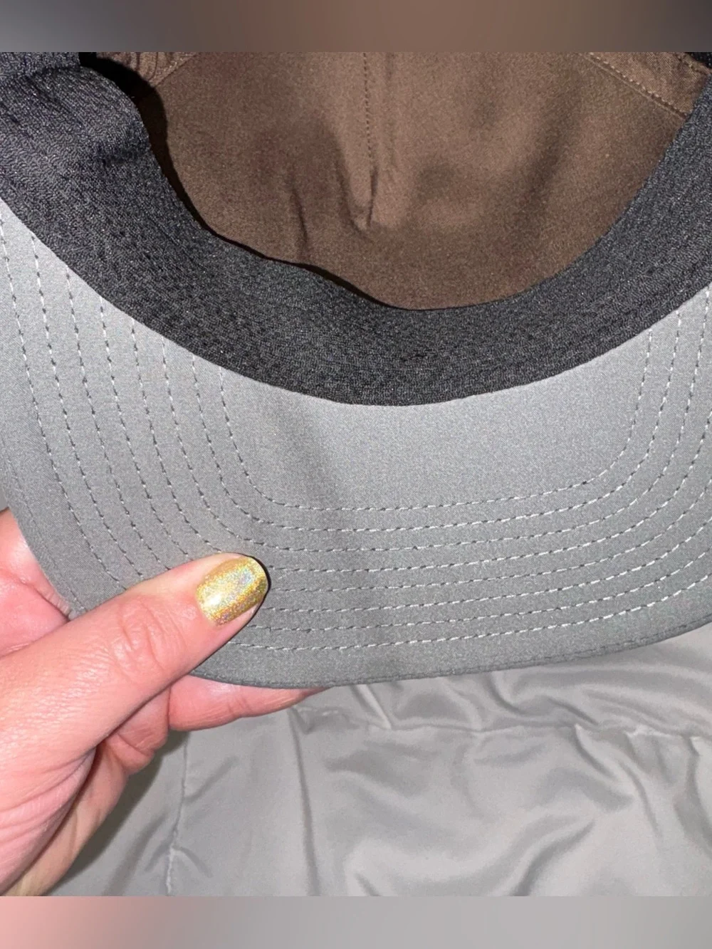 Southern String Co Men's Two-Tone Gray Trucker Hat with Embroidered Duck Accent